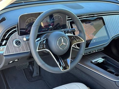 New 2026 Mercedes-Benz E 350 4MATIC Sedan image 17