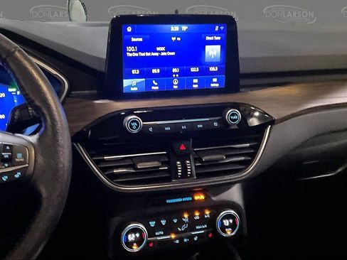 Used 2020 Ford Escape Titanium FWD image 25