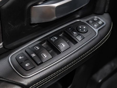 Used 2024 RAM 2500 Big Horn w/ Sport Appearance Package image 43