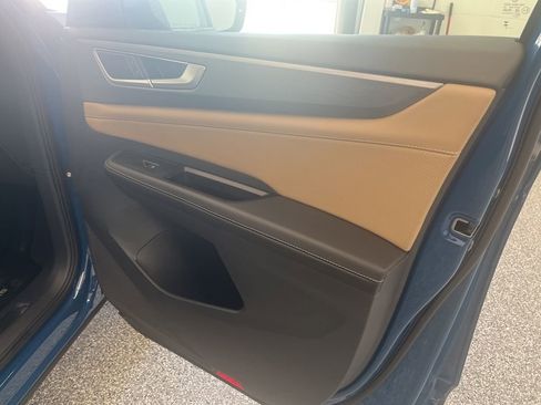 New 2025 Volkswagen Atlas Cross Sport SE image 35