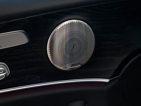 Used 2022 Mercedes-Benz E 350 Sedan image 17