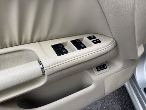 Used 2007 INFINITI M35 x w/ Technology Pkg image 26