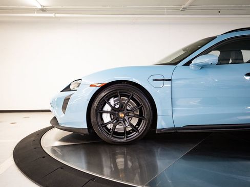Certified 2023 Porsche Taycan GTS AWD/4WD image 11