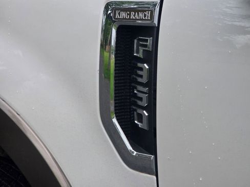 Used 2019 Ford F350 King Ranch w/ King Ranch Ultimate Package AWD/4WD image 14