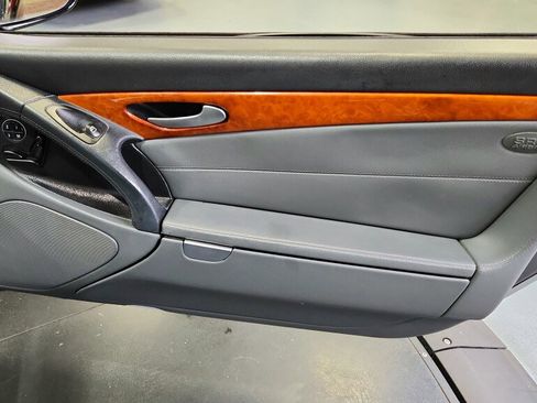 Used 2005 Mercedes-Benz SL 500 image 21
