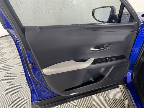 Used 2023 Lexus UX 250h F Sport image 17