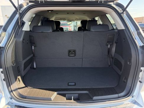 Used 2014 Buick Enclave Leather FWD image 11