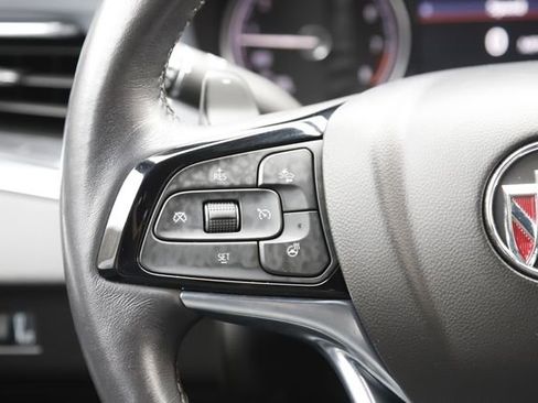 Used 2022 Buick Enclave Essence image 21