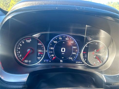 Used 2023 Chevrolet Traverse Premier image 19