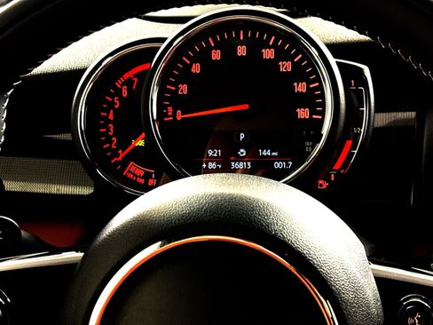Used 2020 MINI Cooper S FWD image 17