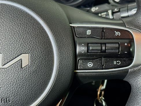 Used 2022 Kia K5 LX image 14