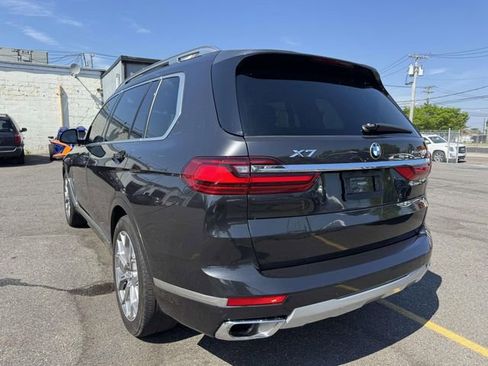 Used 2020 BMW X7 xDrive40i w/ Premium Package AWD/4WD image 11