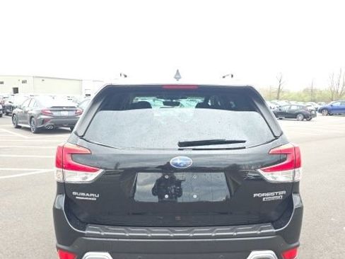 Used 2023 Subaru Forester Touring image 5
