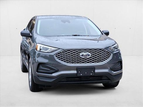 New 2024 Ford Edge SE image 7