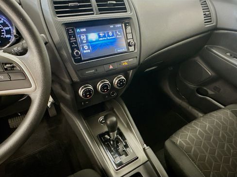 Used 2025 Mitsubishi Outlander Sport SE AWD/4WD image 25