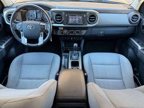 Used 2019 Toyota Tacoma SR5 image 16