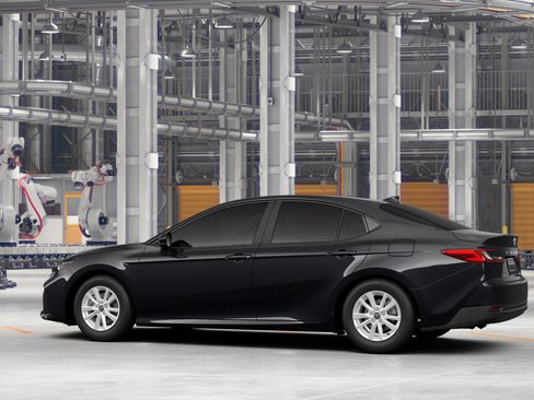 New 2026 Toyota Camry LE FWD image 5