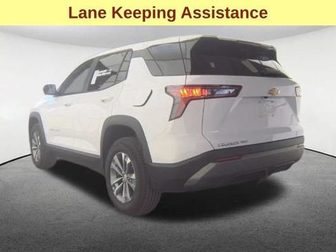 Used 2025 Chevrolet Equinox LT AWD/4WD image 7