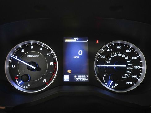 Used 2019 Subaru Ascent Touring w/ Popular Package #3 AWD/4WD image 25