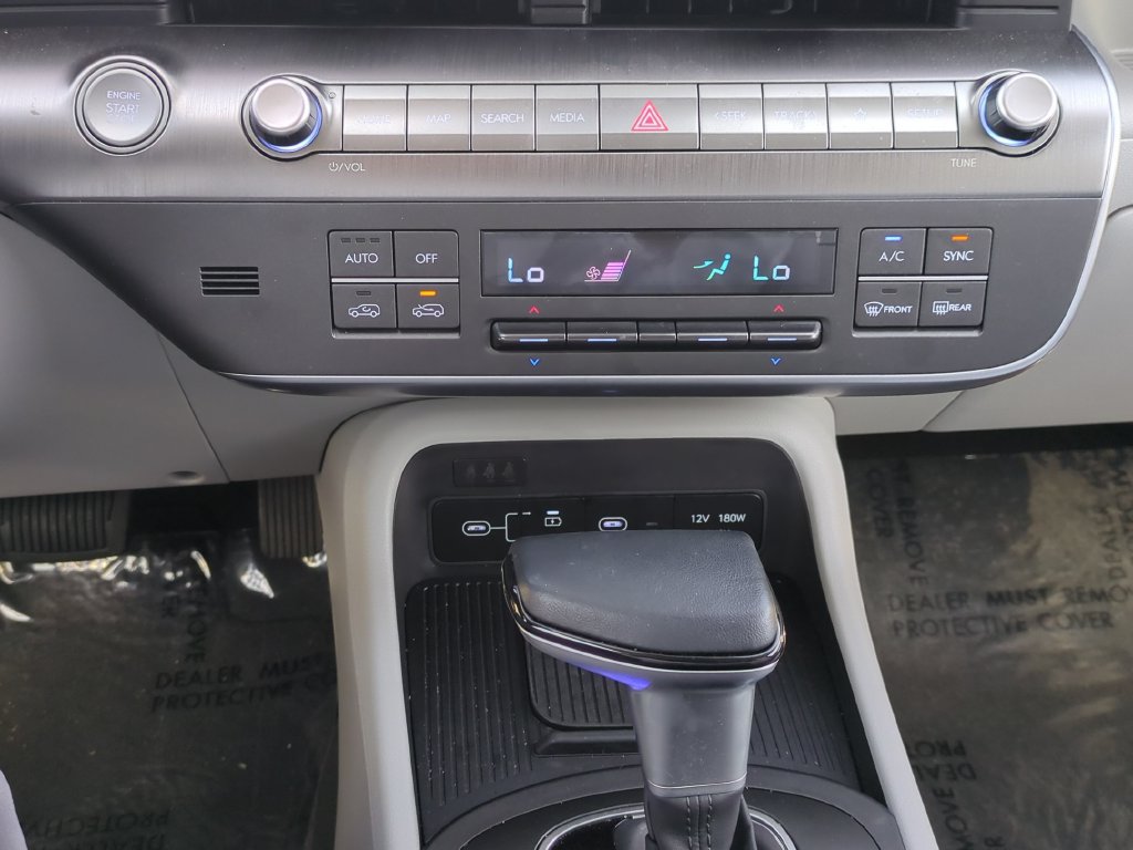 Used 2026 Hyundai Kona SEL Sport FWD image 26