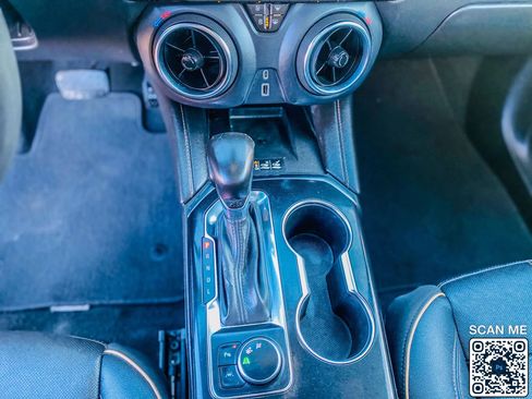 Used 2022 Chevrolet Blazer Premier w/ Enhanced Convenience Package image 5