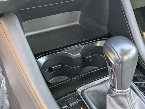 Used 2025 MAZDA MAZDA3 s image 16