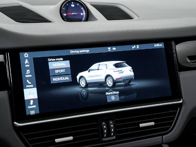 Certified 2020 Porsche Cayenne AWD/4WD image 18