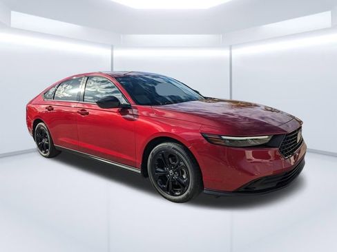 New 2025 Honda Accord SE image 2