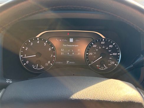 Used 2024 Nissan Titan Platinum Reserve w/ Moonroof Package image 14