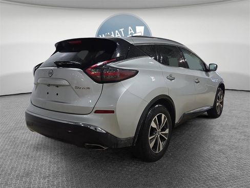 Used 2023 Nissan Murano SV image 3