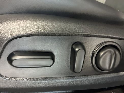 Used 2017 GMC Acadia SLT image 14