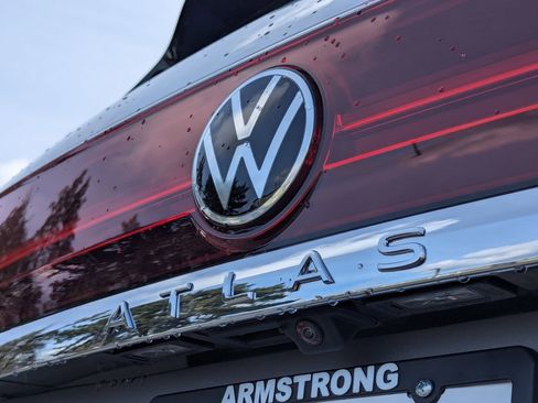 New 2026 Volkswagen Atlas SE image 35