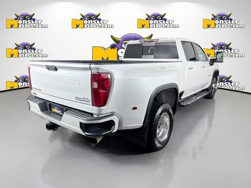 Used 2020 Chevrolet Silverado 3500 High Country w/ Technology Package AWD/4WD image 5