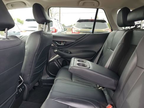 Used 2023 Subaru Outback Limited image 13