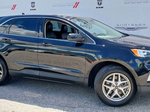 Used 2024 Ford Edge SEL image 3