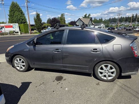 Used 2007 Toyota Prius Touring w/ Pkg 6 Touring Edition FWD image 5