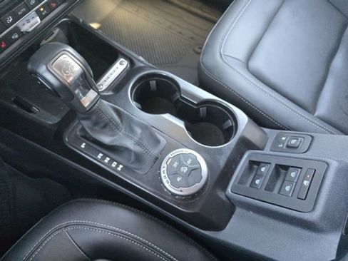 Used 2025 Ford Bronco Big Bend image 24