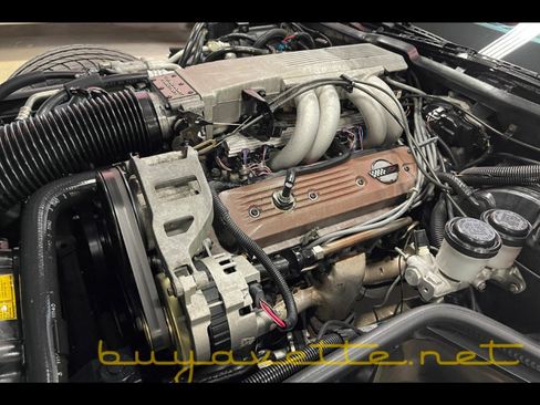 Used 1991 Chevrolet Corvette Convertible image 27