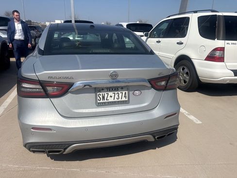 Used 2020 Nissan Maxima 3.5 SL w/ Floor Mat Group image 2