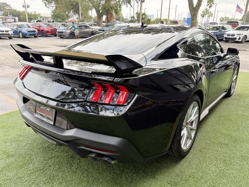 Used 2024 Ford Mustang GT RWD image 6