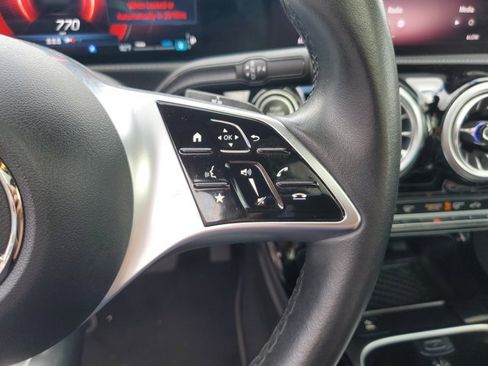 Used 2025 Mercedes-Benz CLA 250 image 30