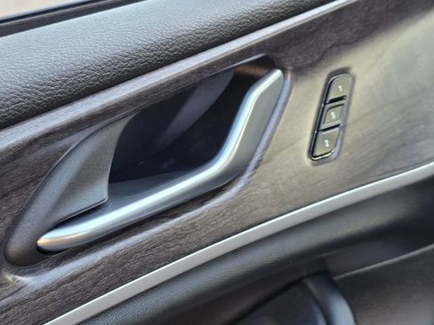 Used 2021 Jeep Grand Cherokee L Limited w/ Luxury Tech Group II image 22