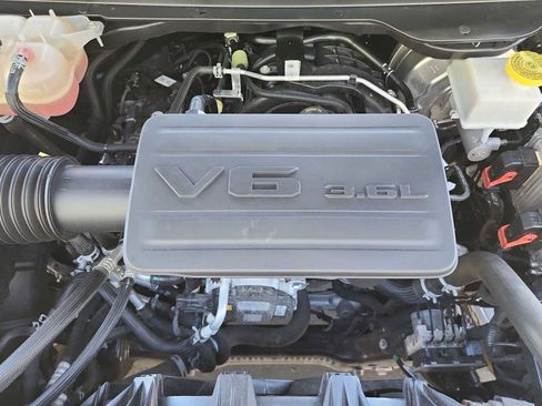 Used 2023 RAM 1500 Big Horn AWD/4WD image 13