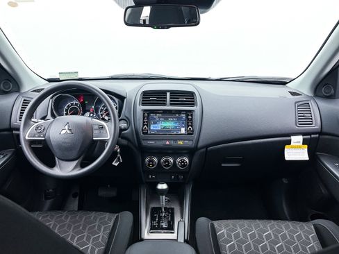 New 2025 Mitsubishi Outlander Sport ES image 18