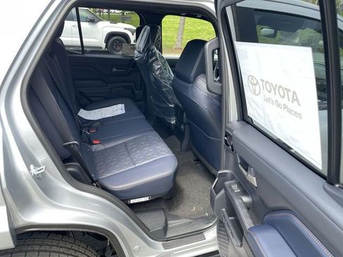 New 2026 Toyota 4Runner Platinum AWD/4WD image 22