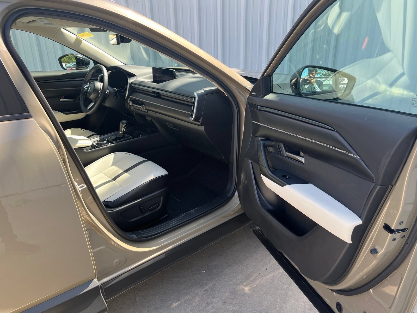 Certified 2026 MAZDA CX-50 AWD 2.5 S w/ Weather Package image 17