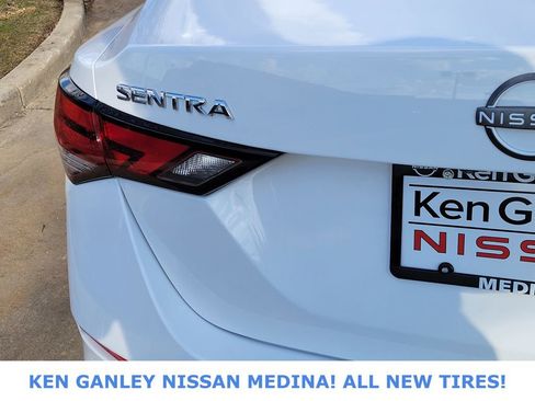 Used 2024 Nissan Sentra SV image 16