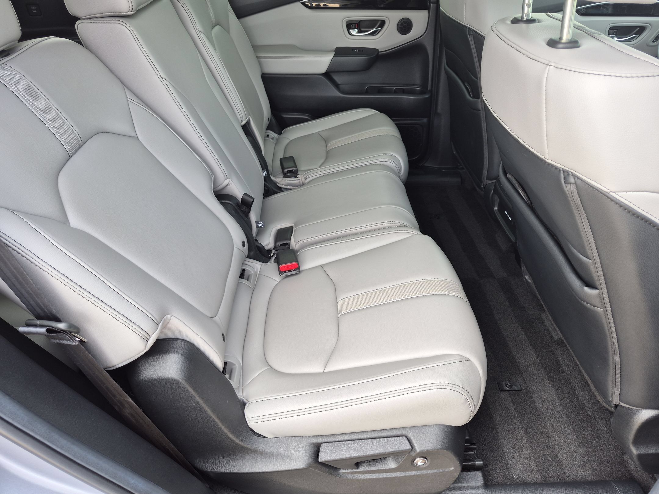 Certified 2025 Honda Pilot EX-L image 27