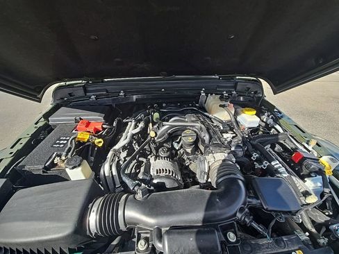 Used 2022 Jeep Wrangler Unlimited Sahara w/ Dual Top Group image 11