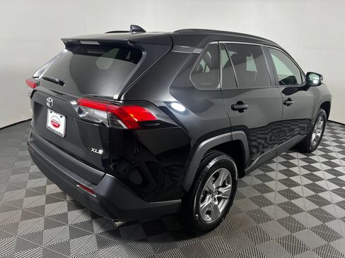 Certified 2025 Toyota RAV4 XLE FWD image 5